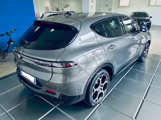Alfa Romeo Tonale HYBRID VELOCE Elettrica / Benzina
