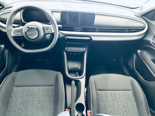 Fiat 600 1.2 Hybrid MHEV 100cv e-DCT Elettrica / Benzina