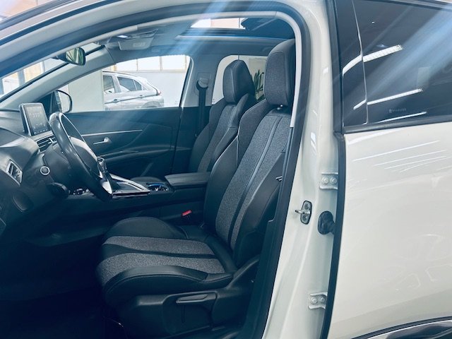 Peugeot 3008 1500 Diesel