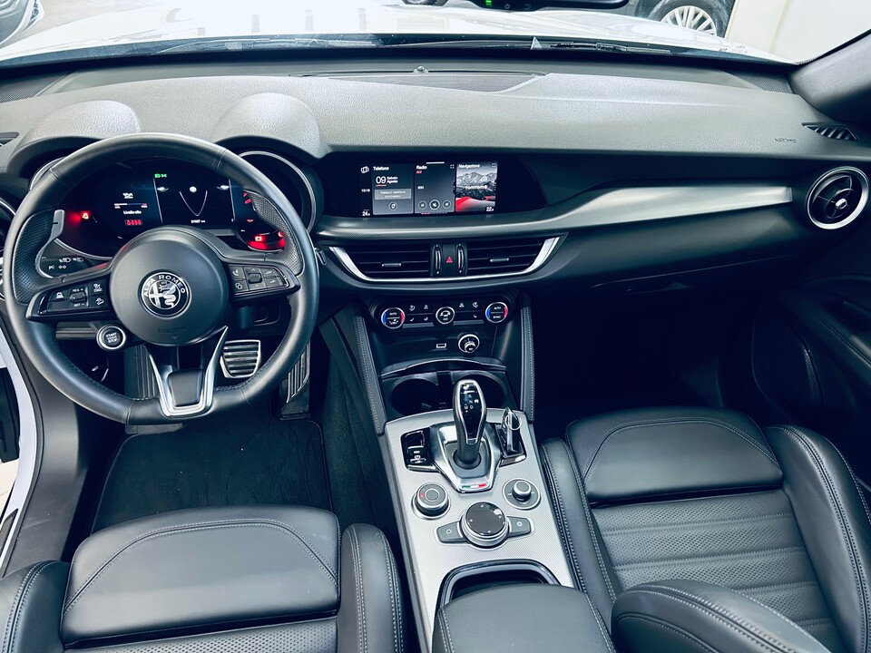 Alfa Romeo Stelvio Q4 VELOCE Diesel