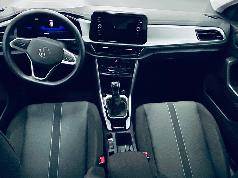 Volkswagen T-Roc LIFE Benzina