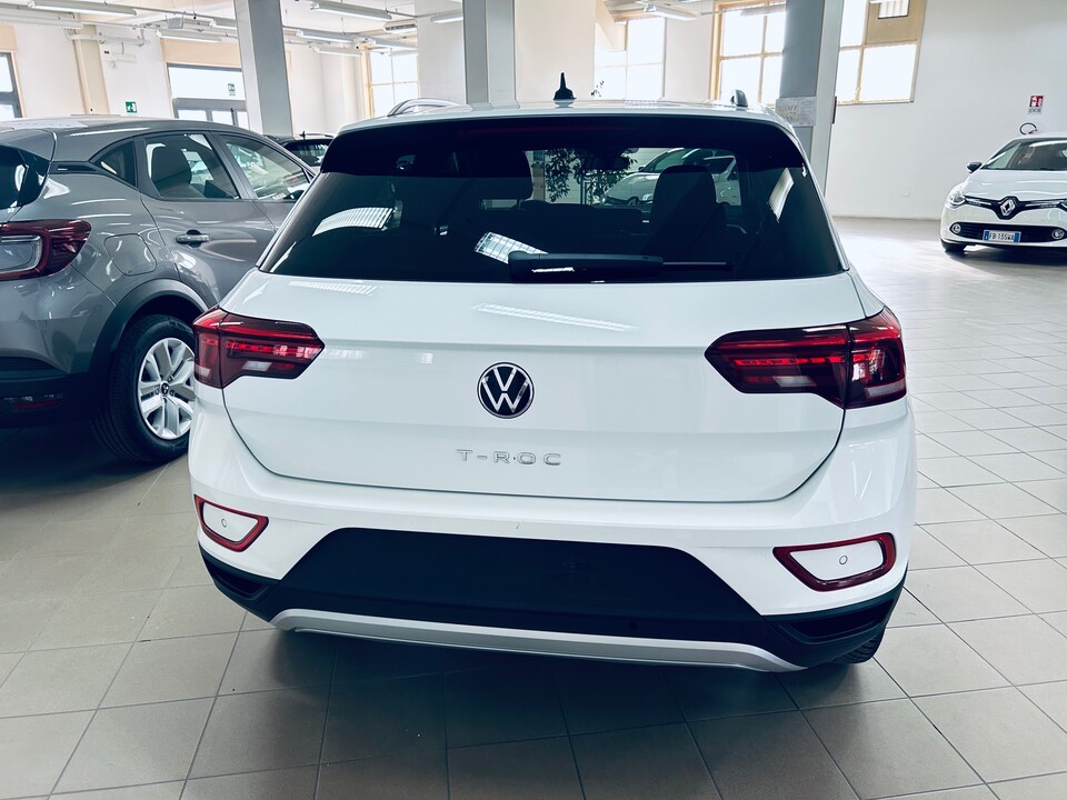 Volkswagen T-Roc LIFE Benzina