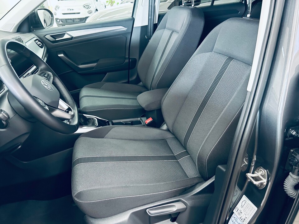 Volkswagen T-Roc LIFE Benzina