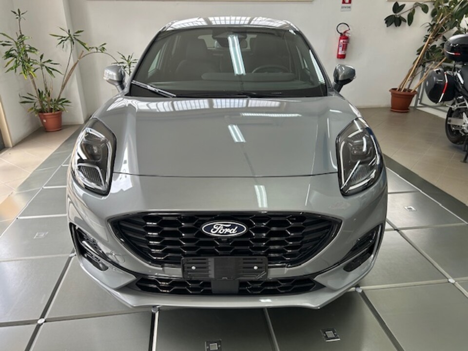 Ford Puma STLine X Elettrica / Benzina