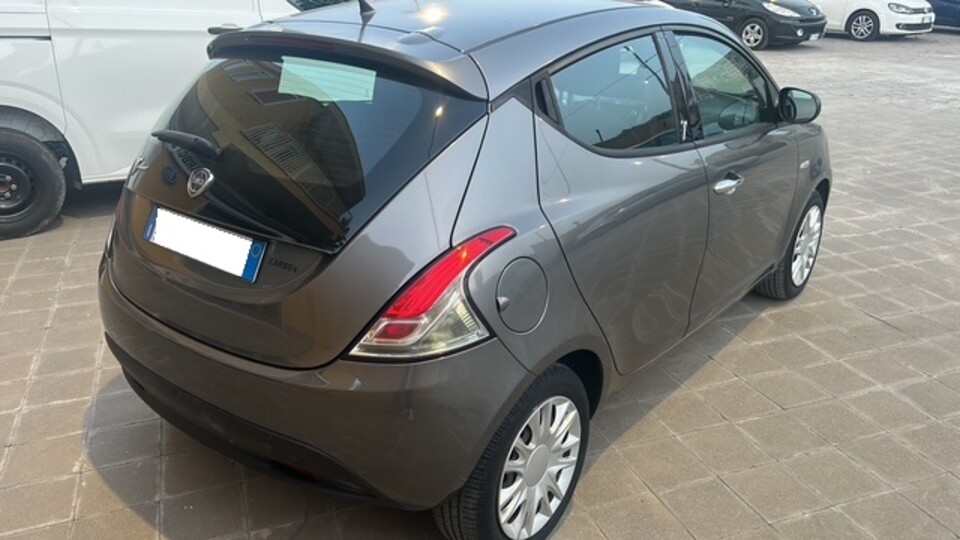 Lancia Ypsilon GOLD Benzina