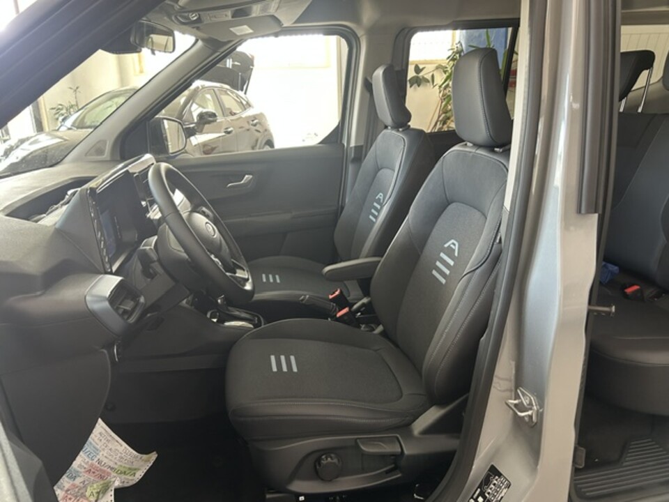 Ford Transit COURIER ACTIVE Benzina