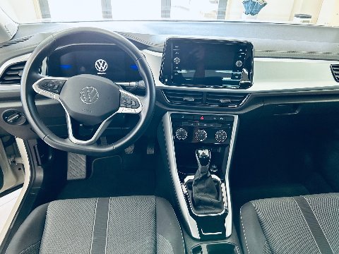 Volkswagen T-Roc LIFE Benzina