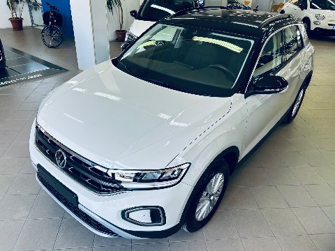 Volkswagen T-Roc LIFE Benzina