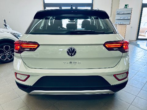 Volkswagen T-Roc LIFE Benzina