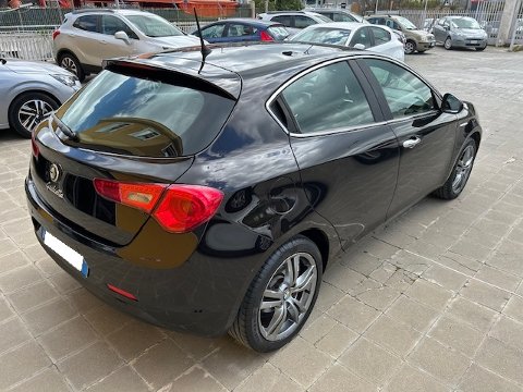 Alfa Romeo Giulietta DISTINCTIVE Diesel