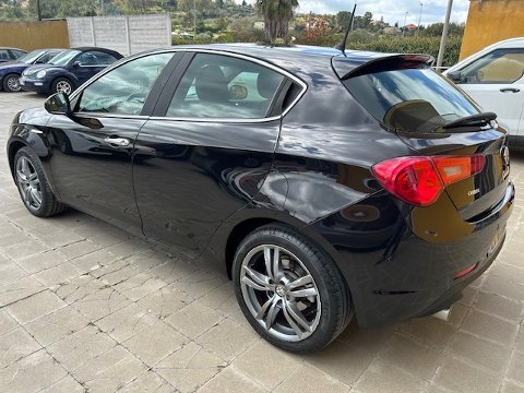 Alfa Romeo Giulietta DISTINCTIVE Diesel