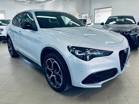 Alfa Romeo Stelvio Q4 VELOCE Diesel