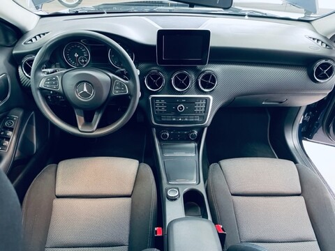 Mercedes-Benz GLA 180 Automatic EXECUTIVE Diesel