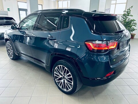 Jeep Compass SUMMIT Elettrica / Benzina