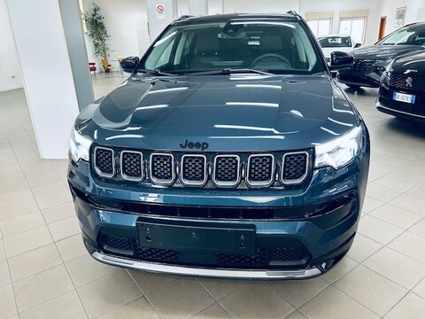 Jeep Compass SUMMIT Elettrica / Benzina