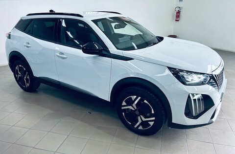 Peugeot 2008 ALLURE Benzina