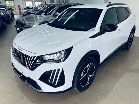 Peugeot 2008 ALLURE Benzina