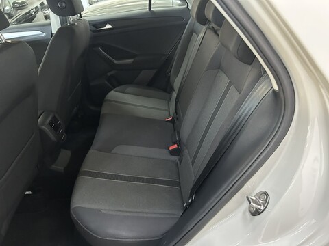 Volkswagen T-Roc life Benzina