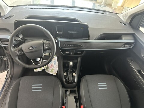 Ford Transit COURIER ACTIVE Benzina