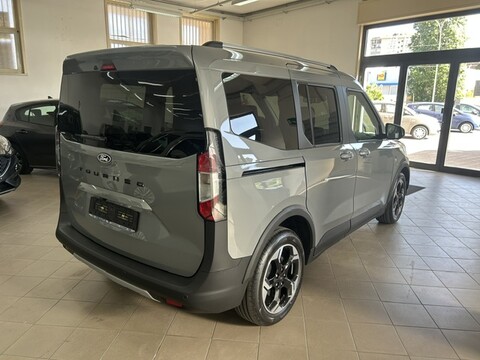 Ford Transit COURIER ACTIVE Benzina