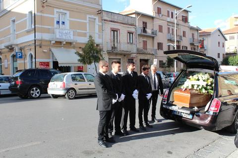 Onoranze funebri a Caltagirone