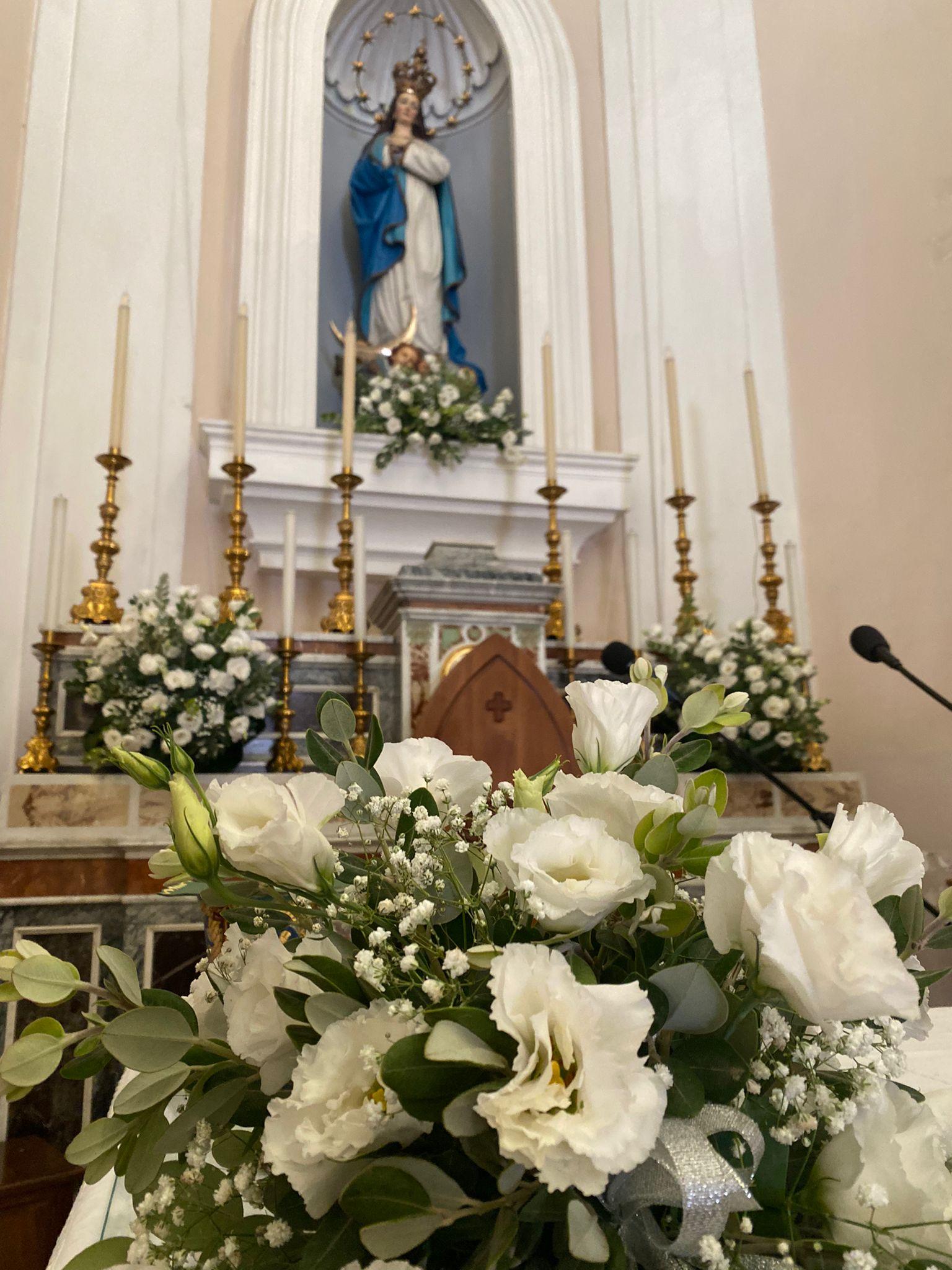 Composizioni Floreali liturgiche Anna dei fiori chiesa