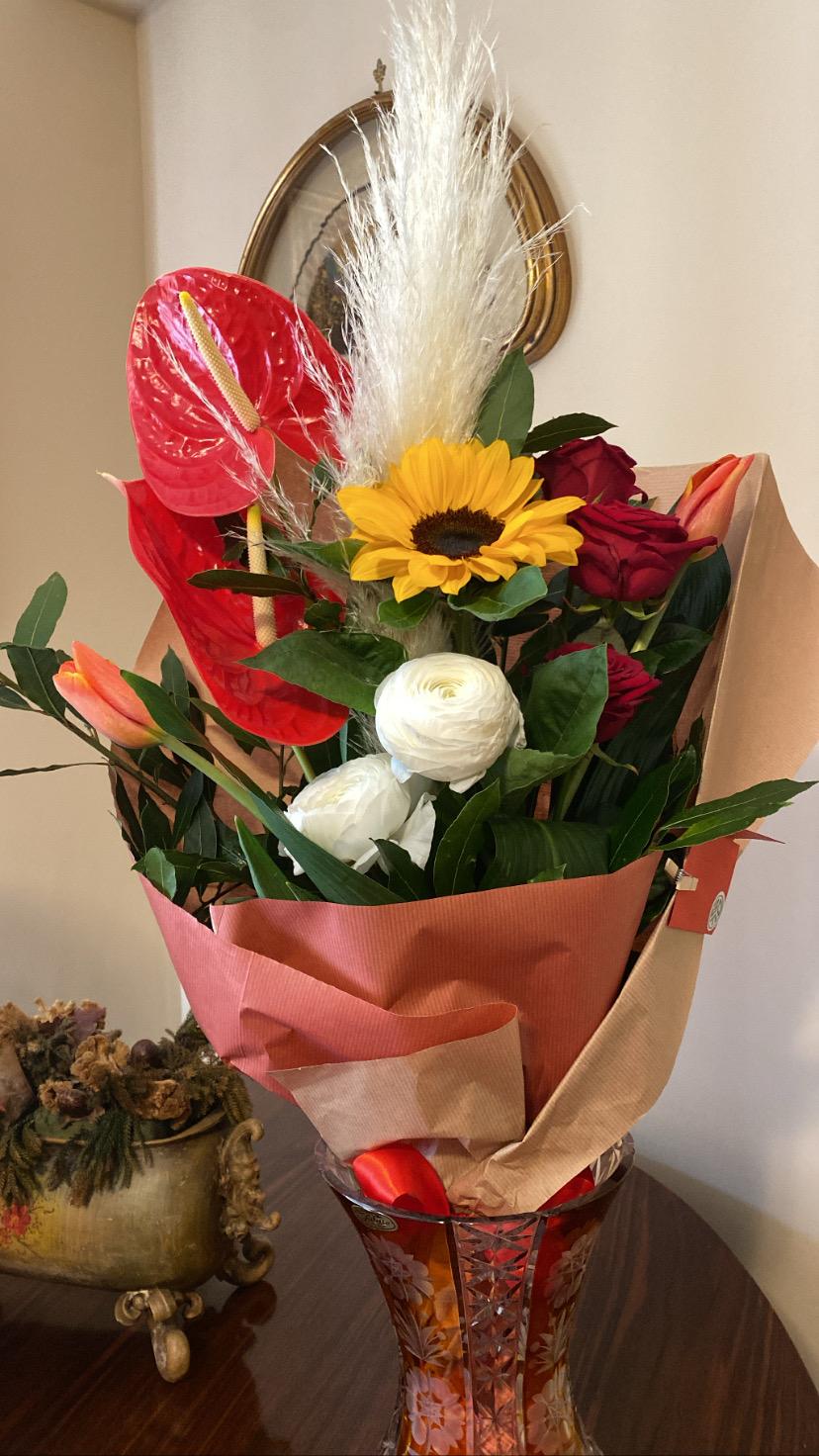 Mazzo di fiori - bouquet - regalo Anna dei fiori Vendita online e Consegna
