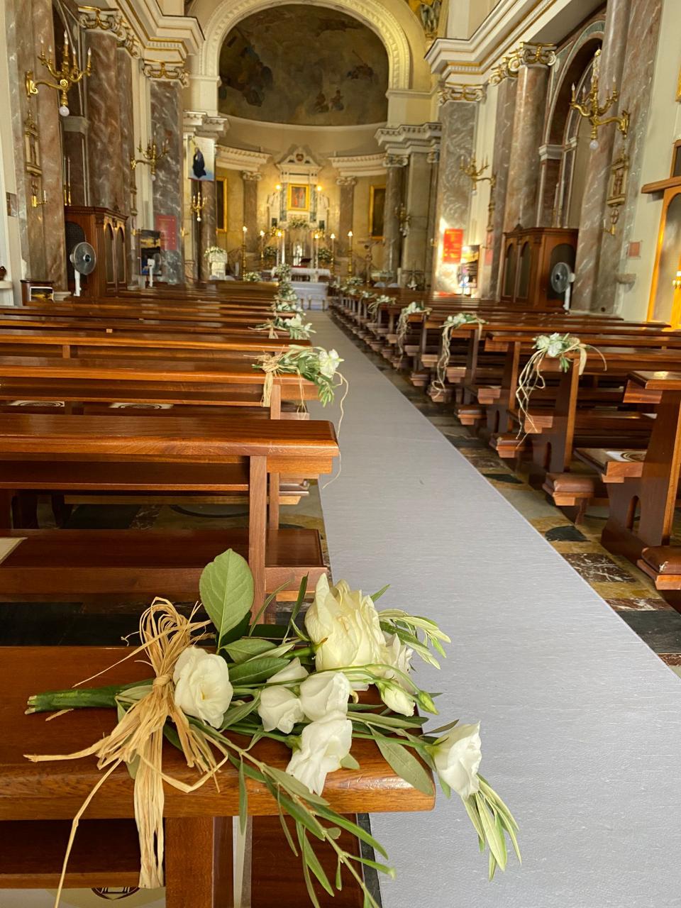 Addobbi Floreali Matrimonio Navata Anna dei Fiori