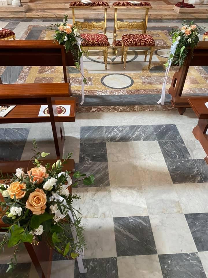 Addobbi Floreali Matrimonio Navata Anna dei Fiori