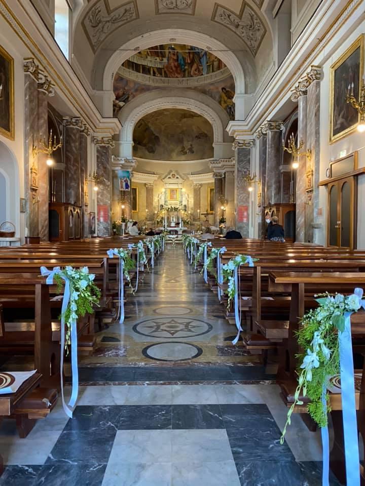 Addobbi Floreali Matrimonio Navata Anna dei Fiori