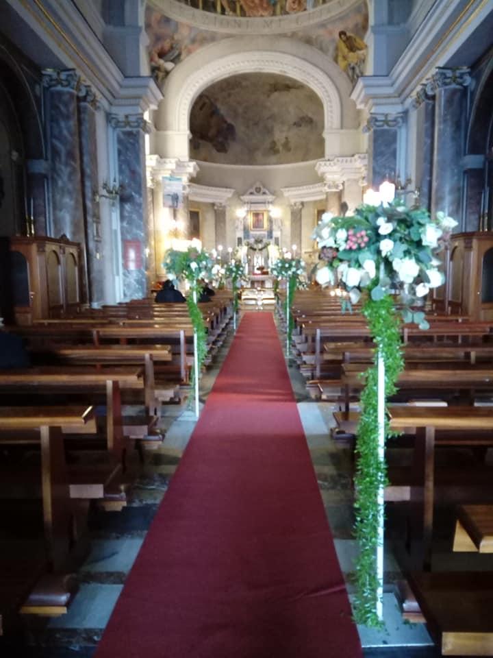 Addobbi Floreali Matrimonio Navata Anna dei Fiori