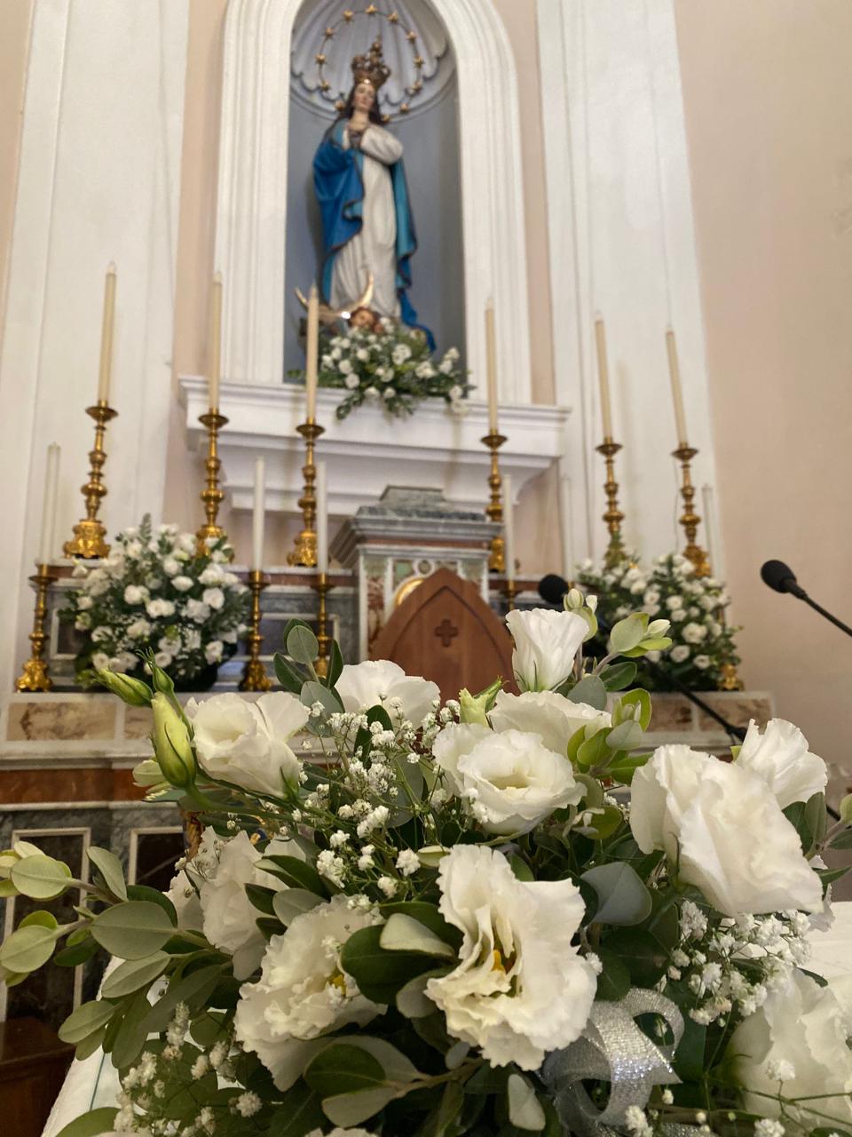 Composizioni Floreali liturgiche Anna dei fiori chiesa
