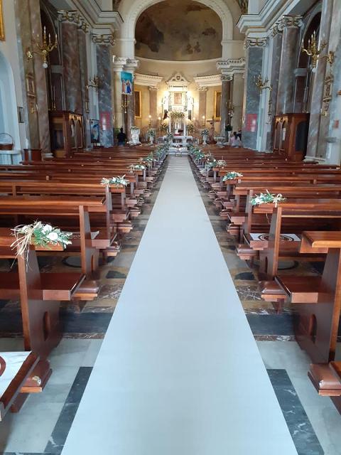 Addobbi Floreali Matrimonio Navata Anna dei Fiori