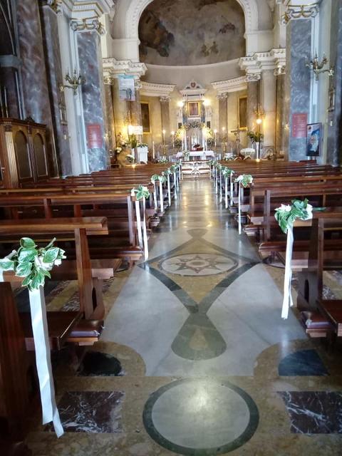 Addobbi Floreali Matrimonio Navata Anna dei Fiori