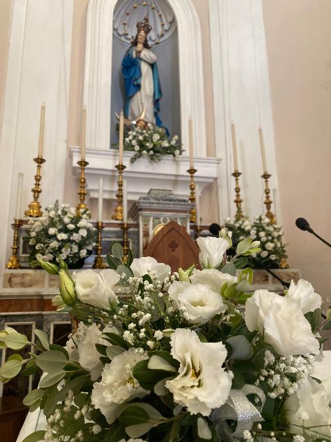 Composizioni Floreali liturgiche Anna dei fiori chiesa