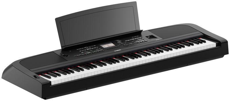 YAMAHA DGX670 BLACK