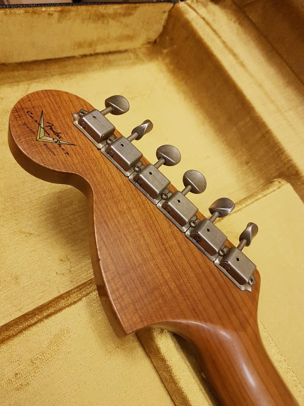 FENDER CUSTOM SHOP LTD STRATOCASTER "BIG HEAD" RELIC RW AGED CANDY APPLE