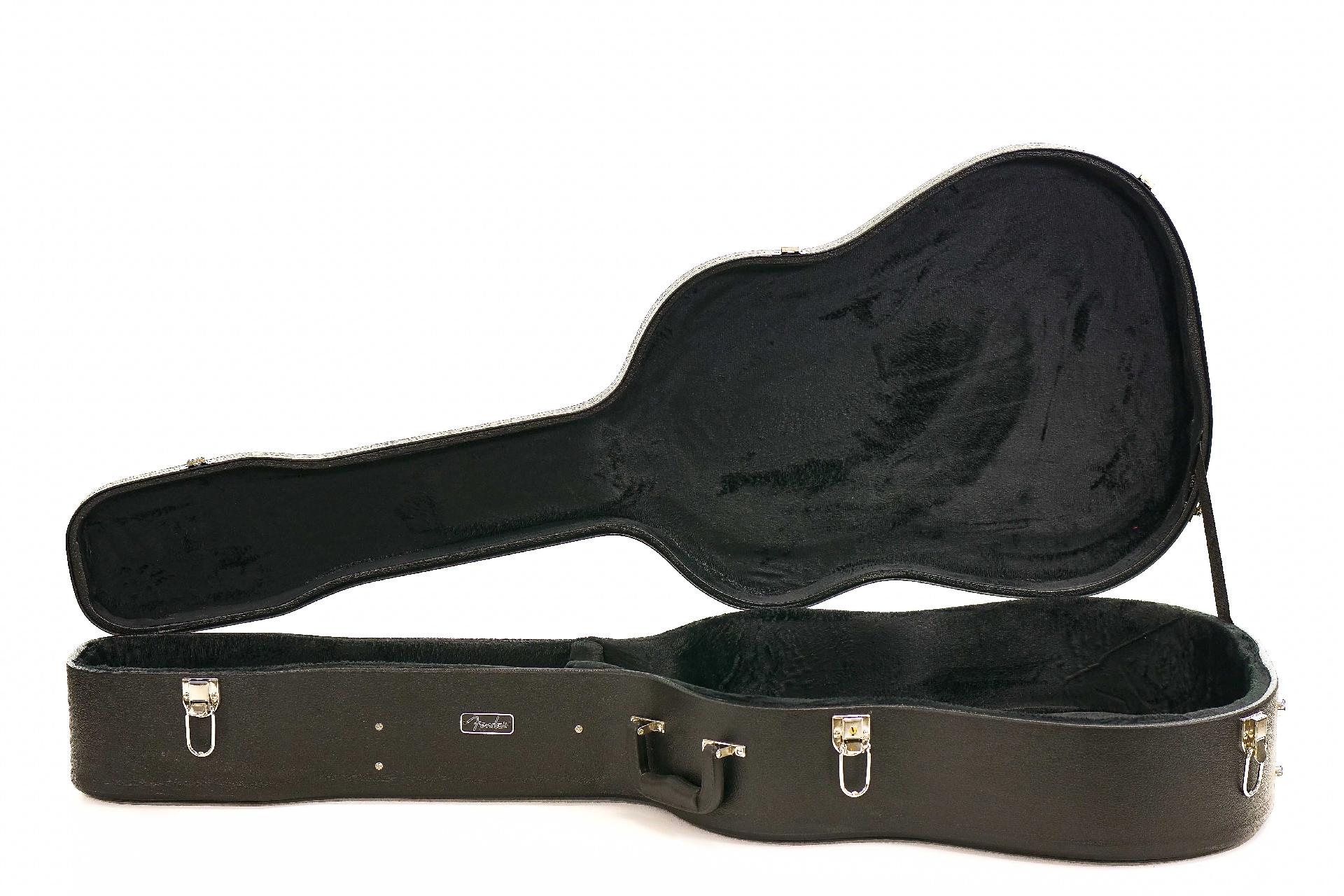 FENDER FLAT-TOP DREADNOUGHT ACOUSTIC CASE