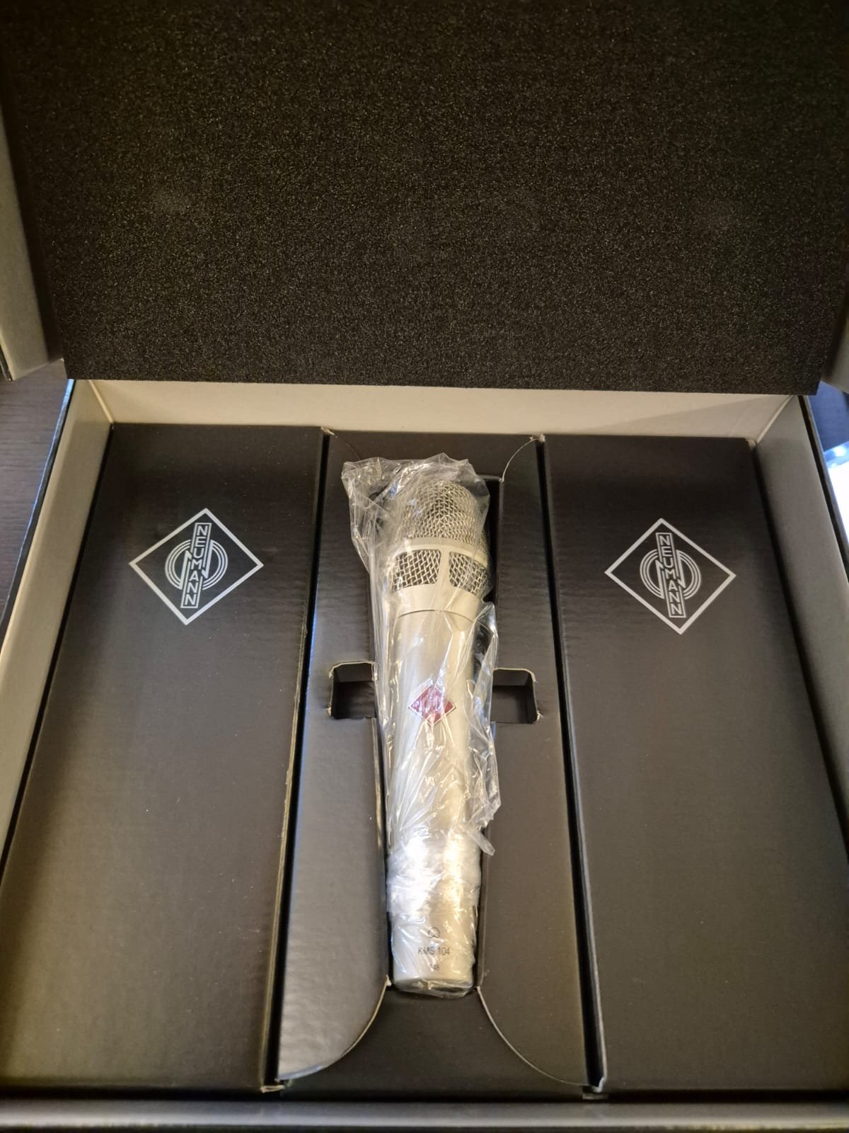 NEUMANN KMS104
