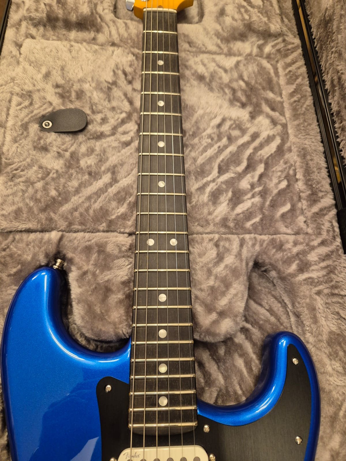 FENDER AMERICAN ULTRA II STRATOCASTER EB HSS NOBLE BLUE