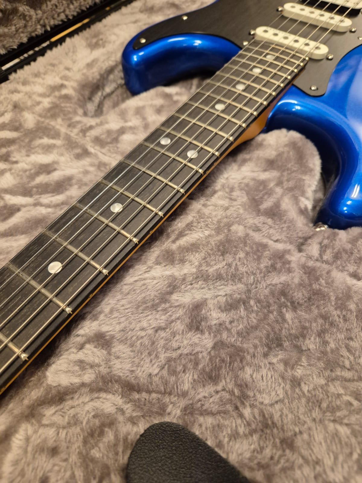 FENDER AMERICAN ULTRA II STRATOCASTER EB HSS NOBLE BLUE