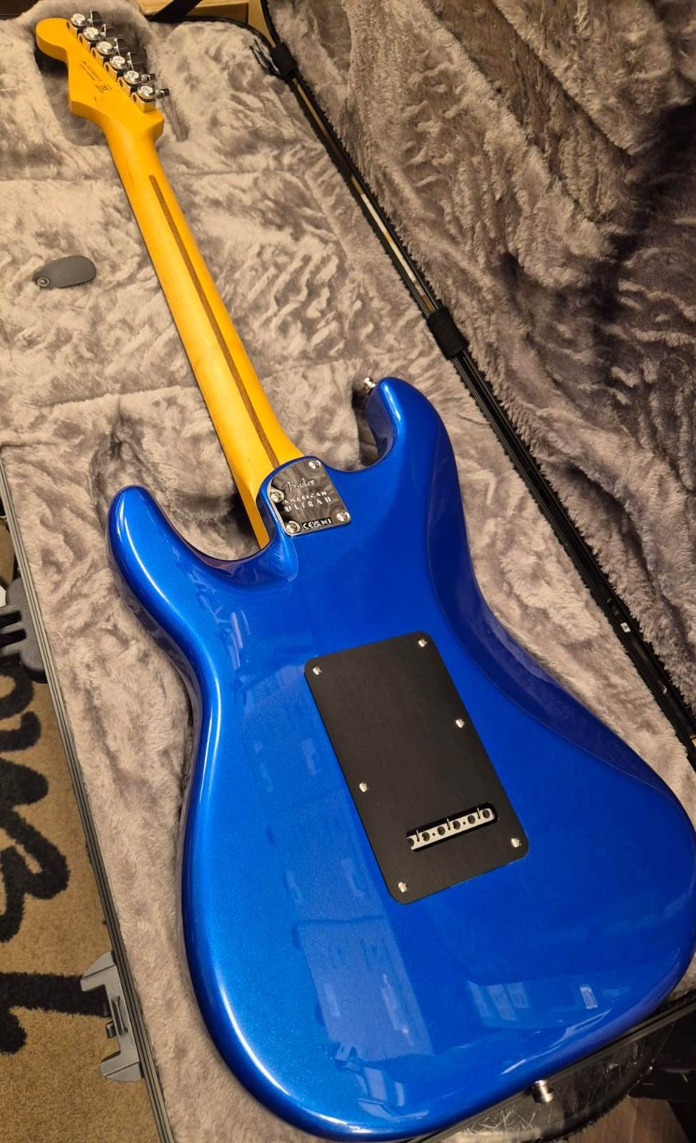 FENDER AMERICAN ULTRA II STRATOCASTER EB HSS NOBLE BLUE