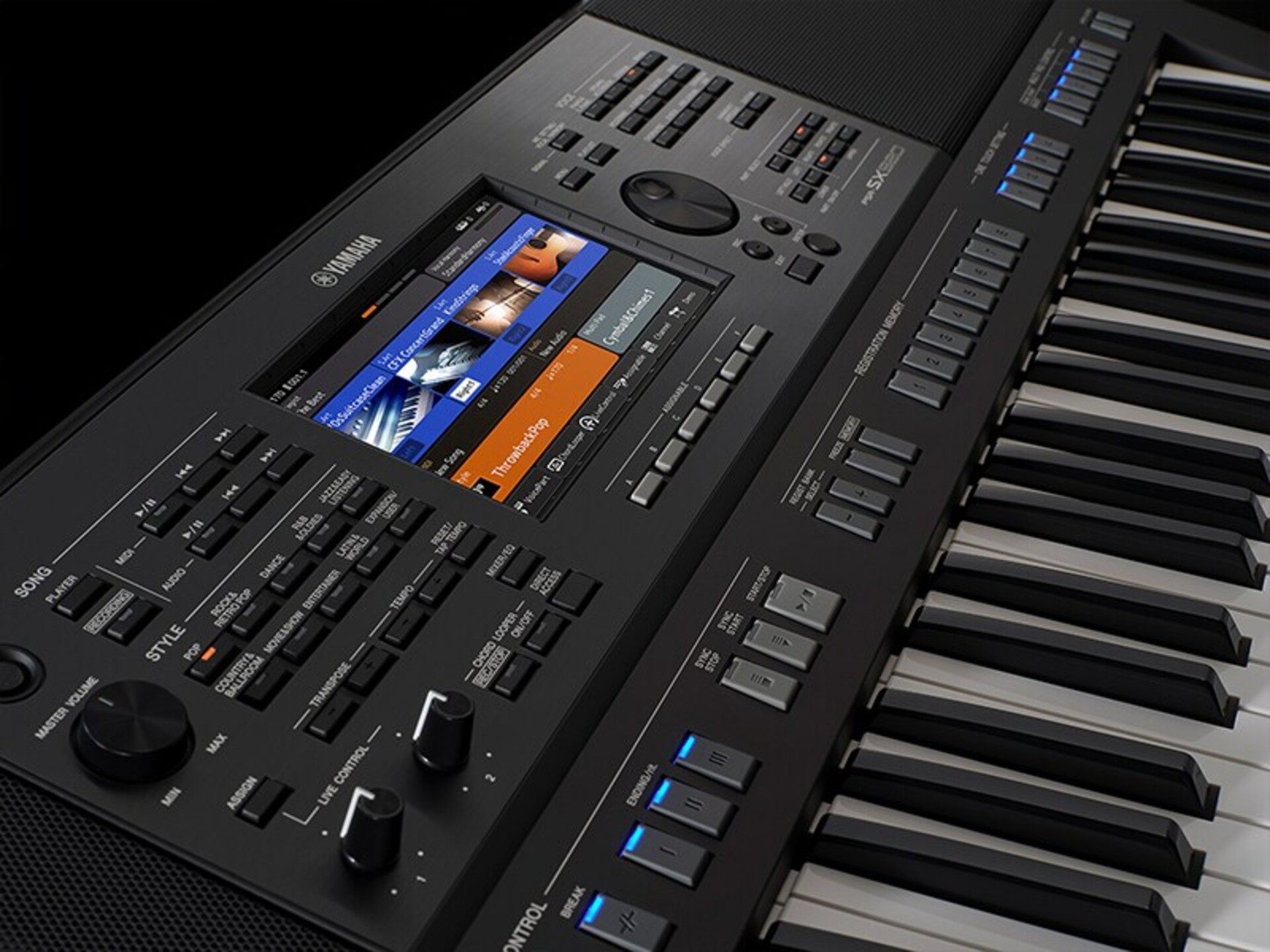 YAMAHA PSR SX720+