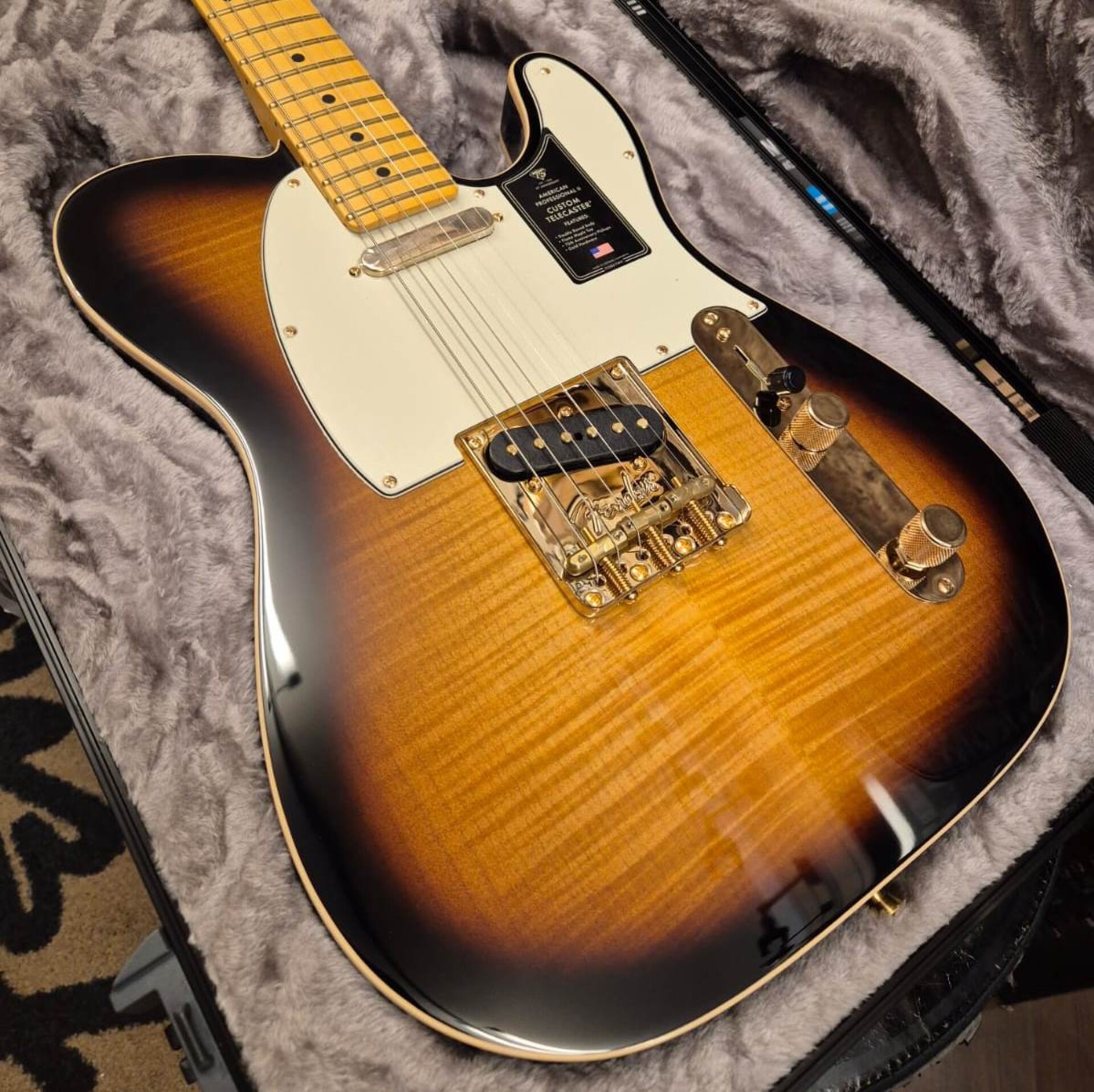 FENDER 75th ANNIVERSARY AMERICAN PROFESSIONAL CUSTOM TELECASTER