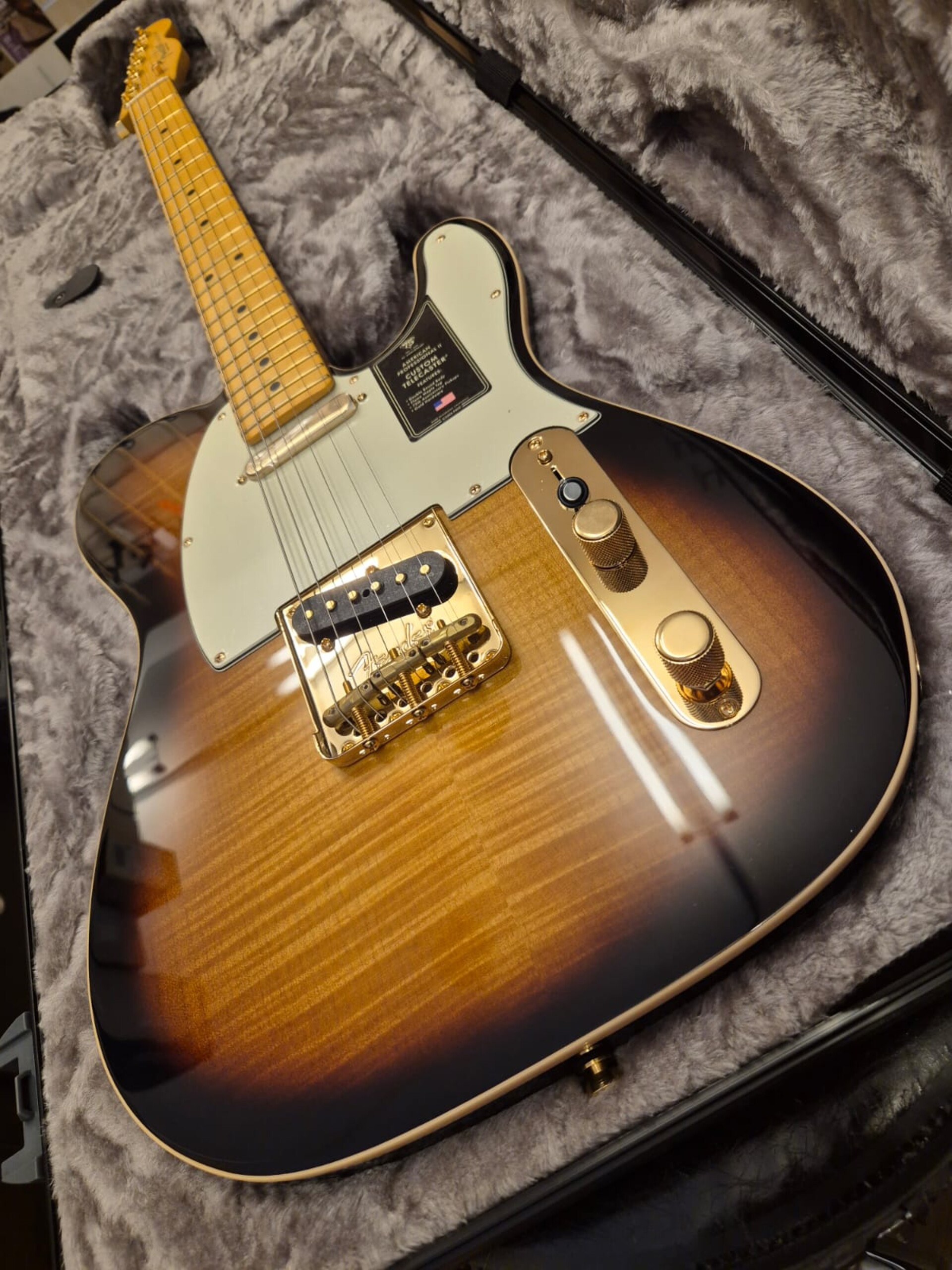 FENDER 75th ANNIVERSARY AMERICAN PROFESSIONAL CUSTOM TELECASTER