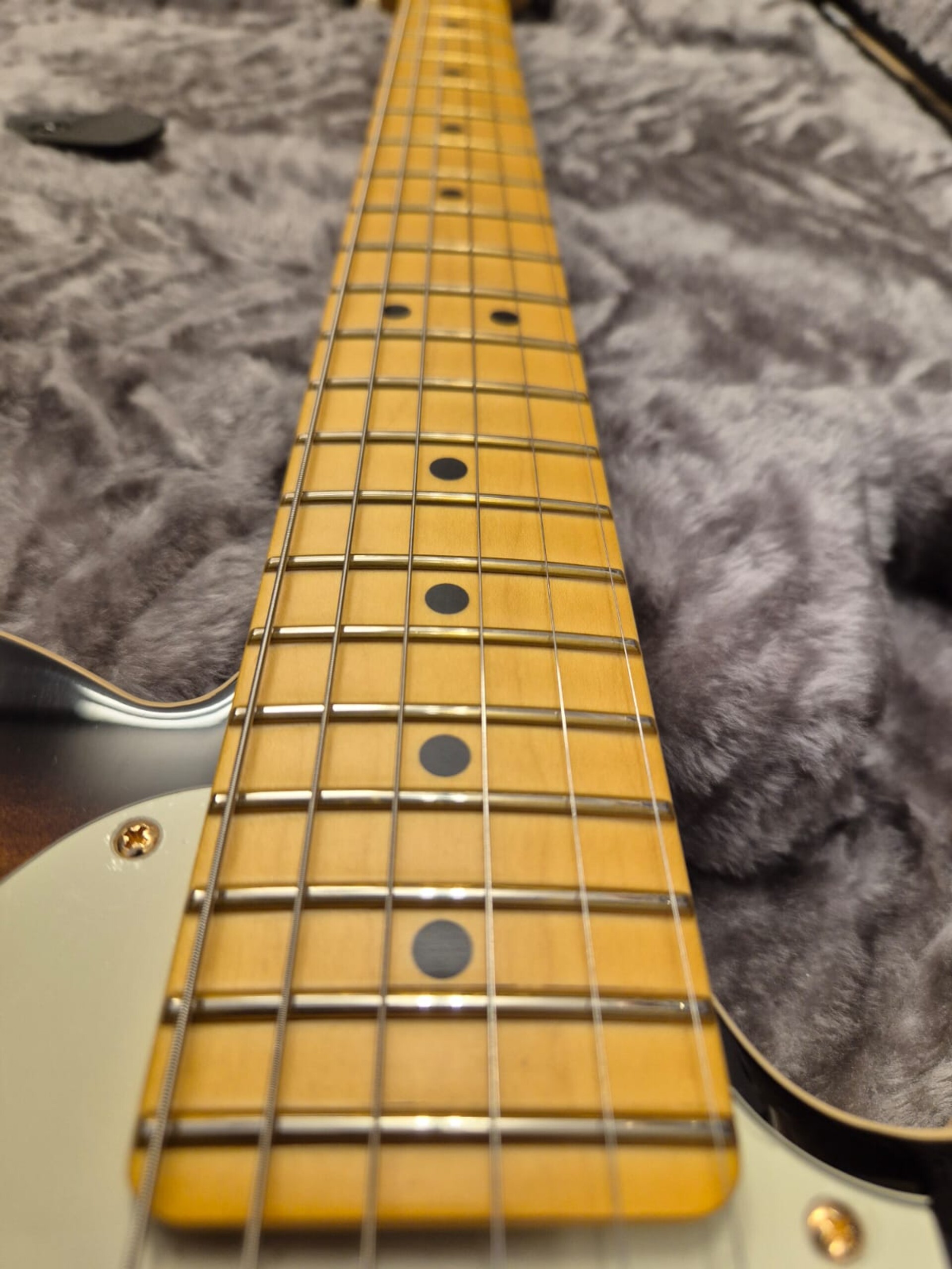 FENDER 75th ANNIVERSARY AMERICAN PROFESSIONAL CUSTOM TELECASTER