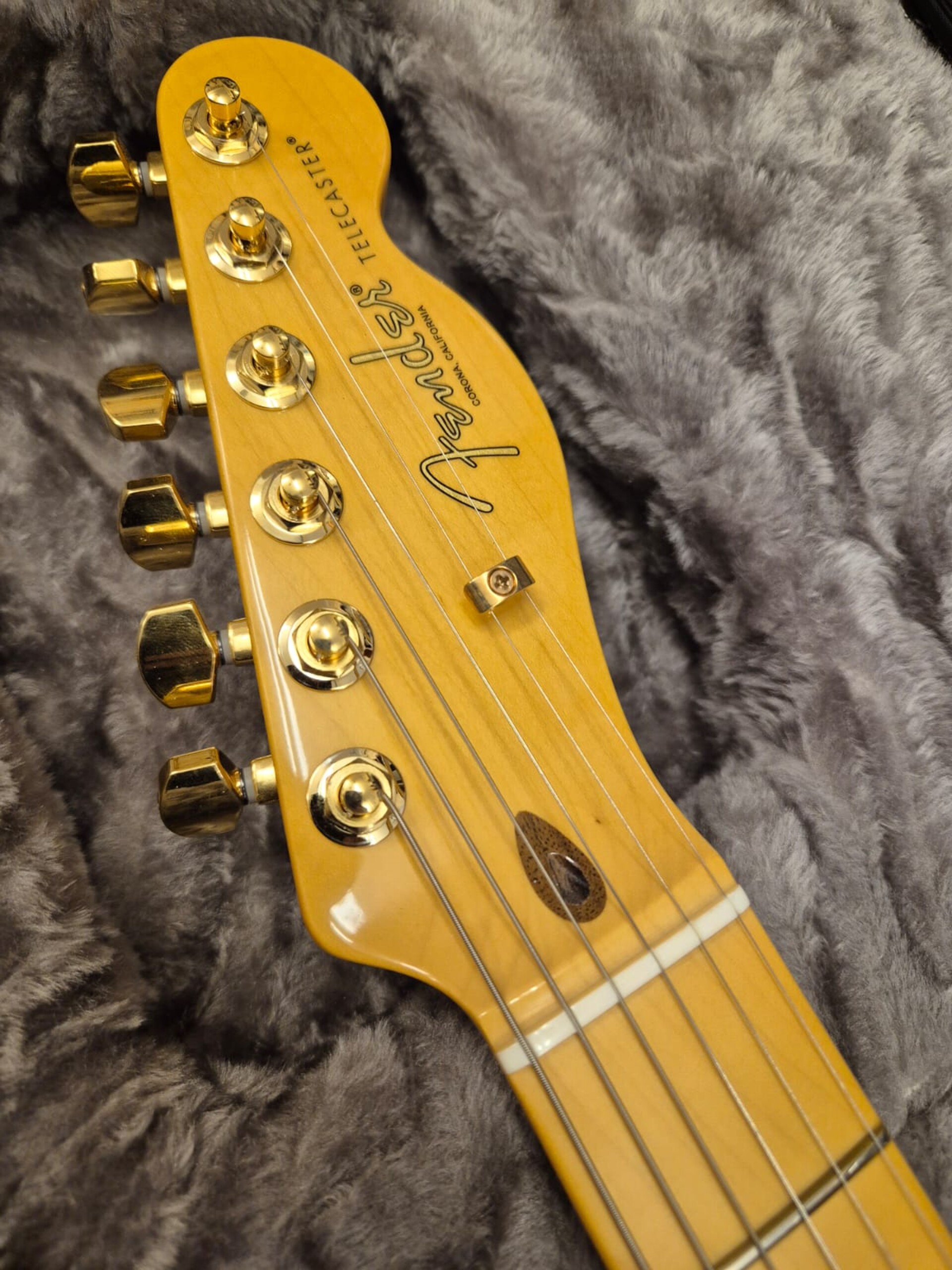 FENDER 75th ANNIVERSARY AMERICAN PROFESSIONAL CUSTOM TELECASTER