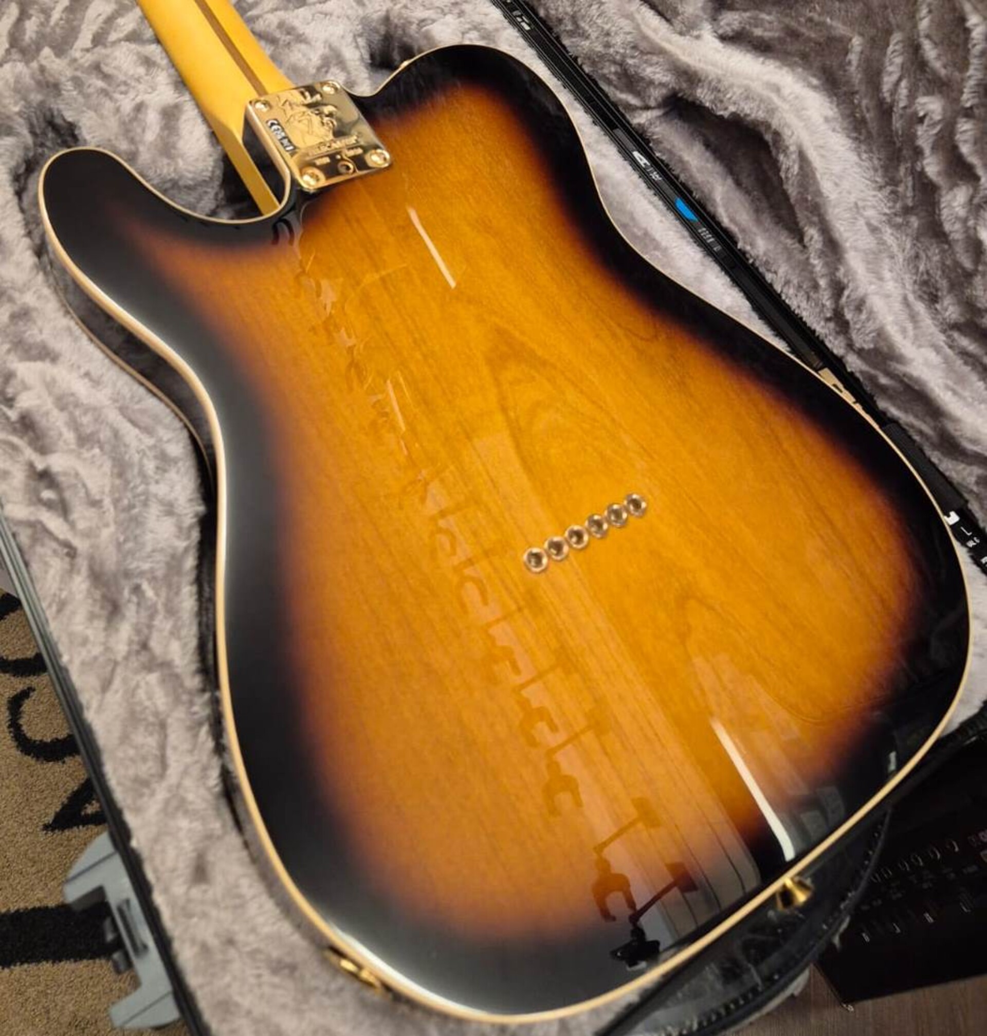 FENDER 75th ANNIVERSARY AMERICAN PROFESSIONAL CUSTOM TELECASTER