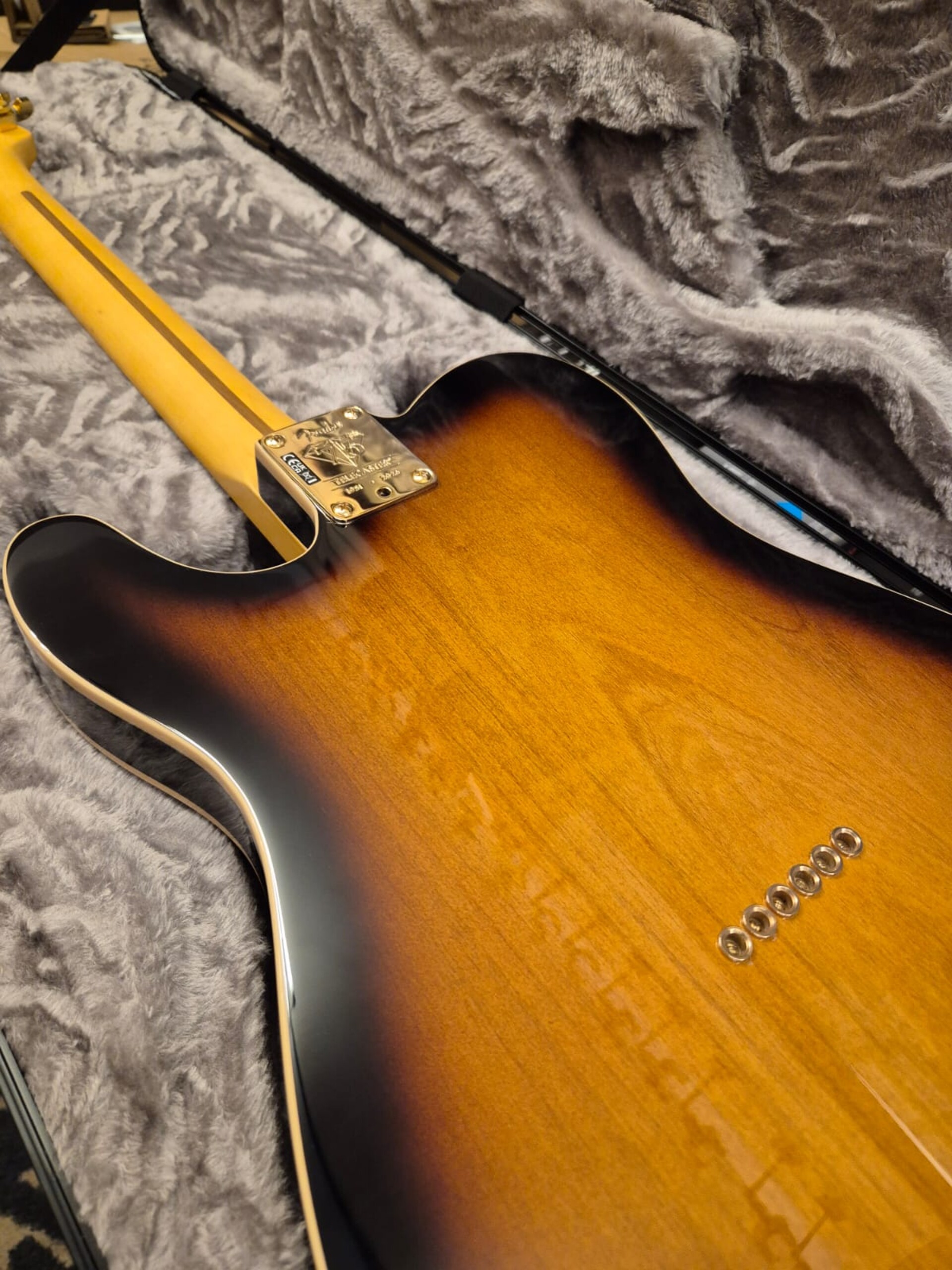 FENDER 75th ANNIVERSARY AMERICAN PROFESSIONAL CUSTOM TELECASTER