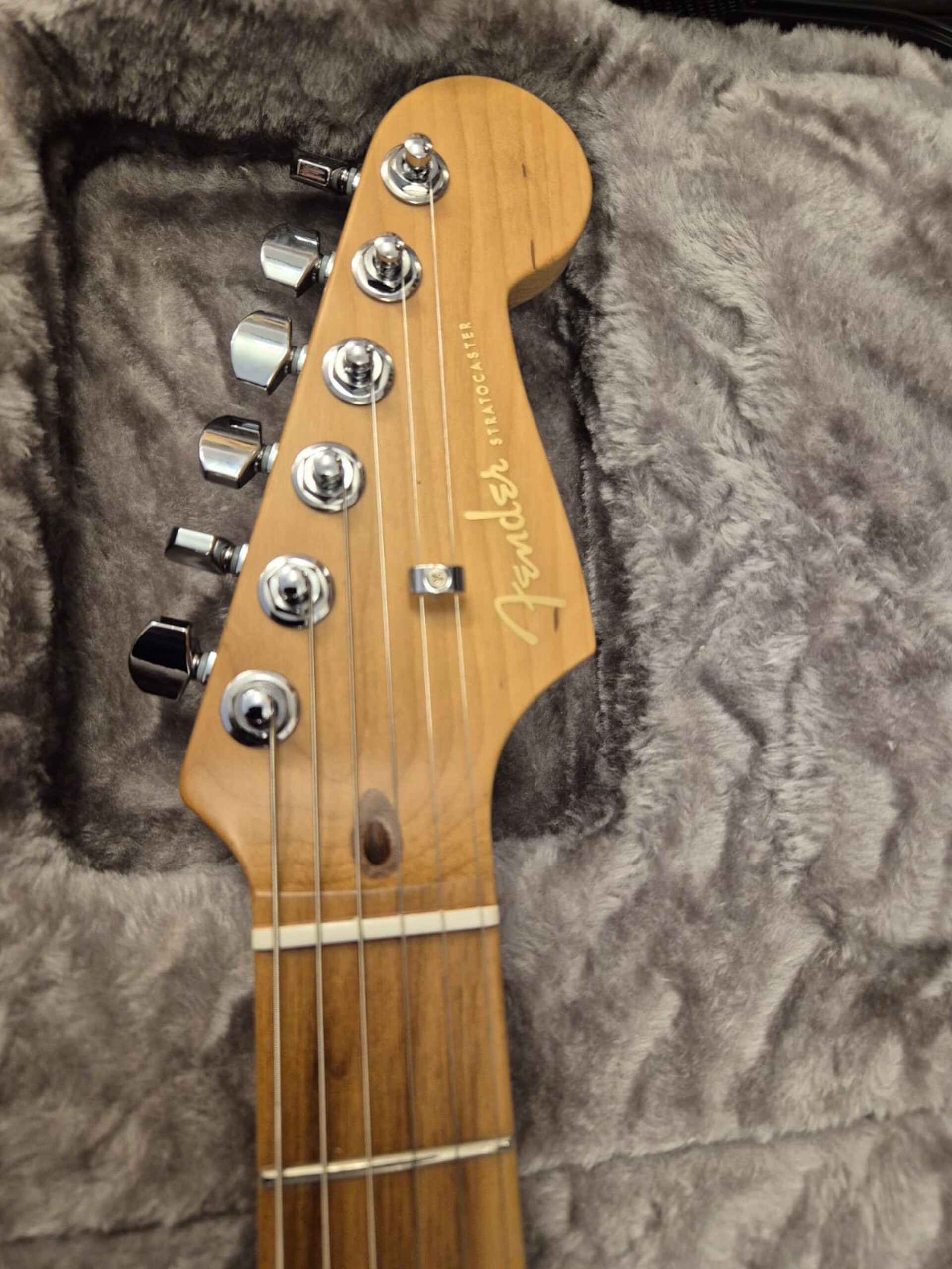FENDER LTD AMERICAN ULTRA II STRATOCASTER HSS ROASTED MAPLE AURORA